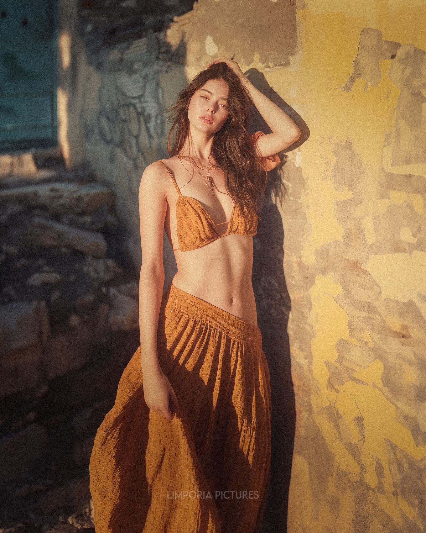 Limporia a color photograph of a normal young woman in her twe a0865278-5a97-4a6d-8f7f-d0f1ec9885dd