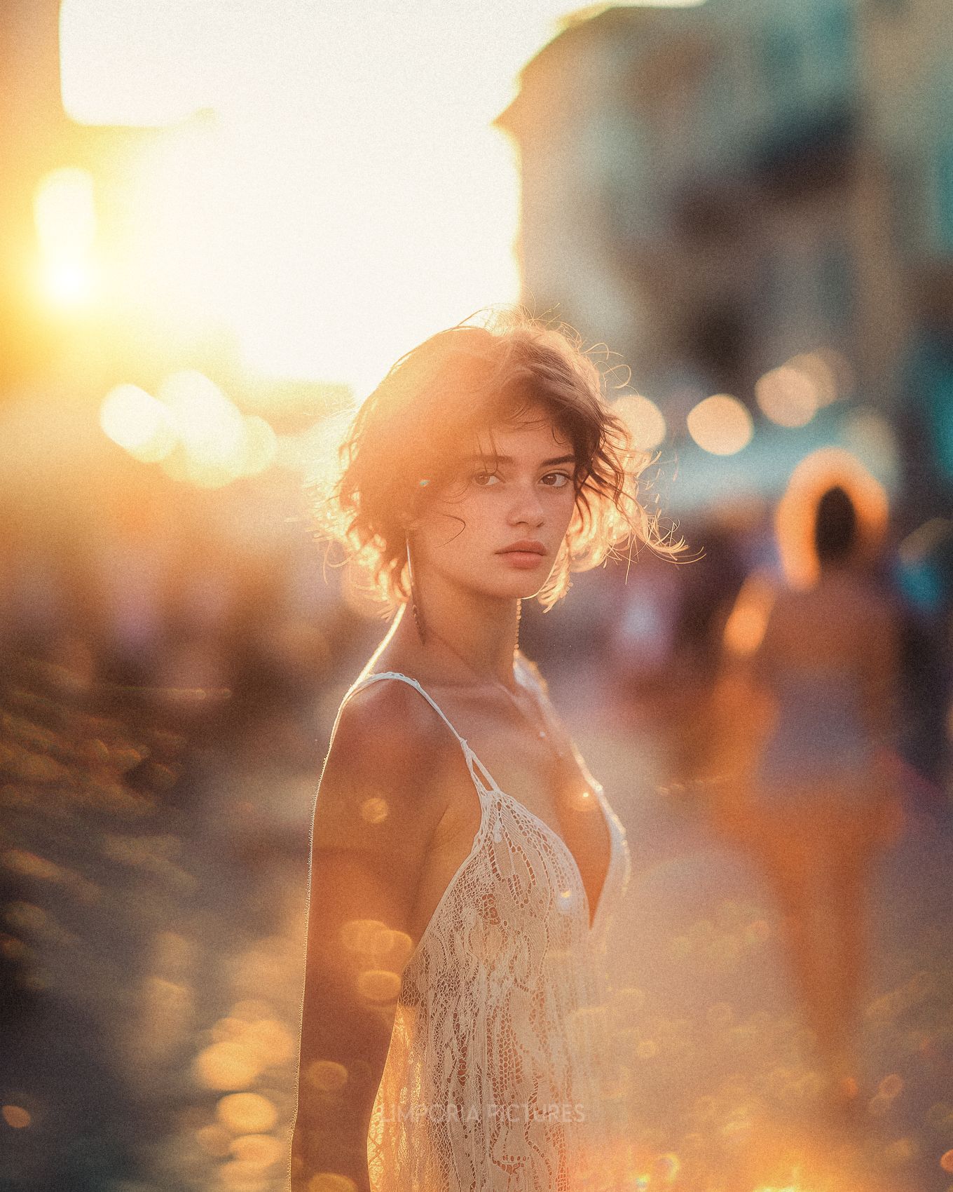 Limporia a color photograph of a normal young woman in her twe a17182a2-0f6a-4303-9665-93a43a8e8e71