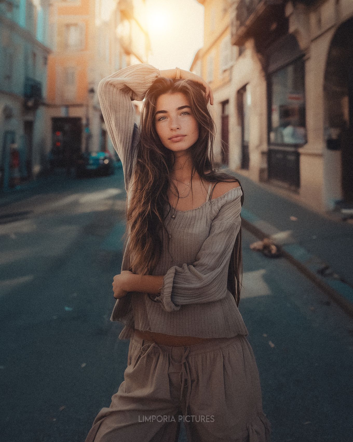 Limporia a color photograph of a simple young woman in her twe b4268b72-87f6-4012-babf-53a22659a012