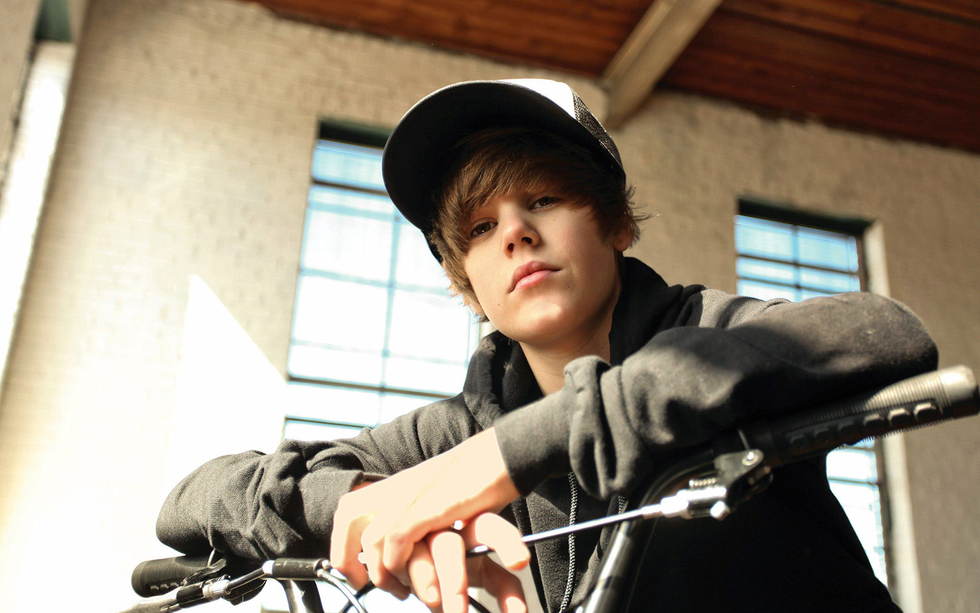 Photo fond d'écran Justin Bieber wallpaper 040
