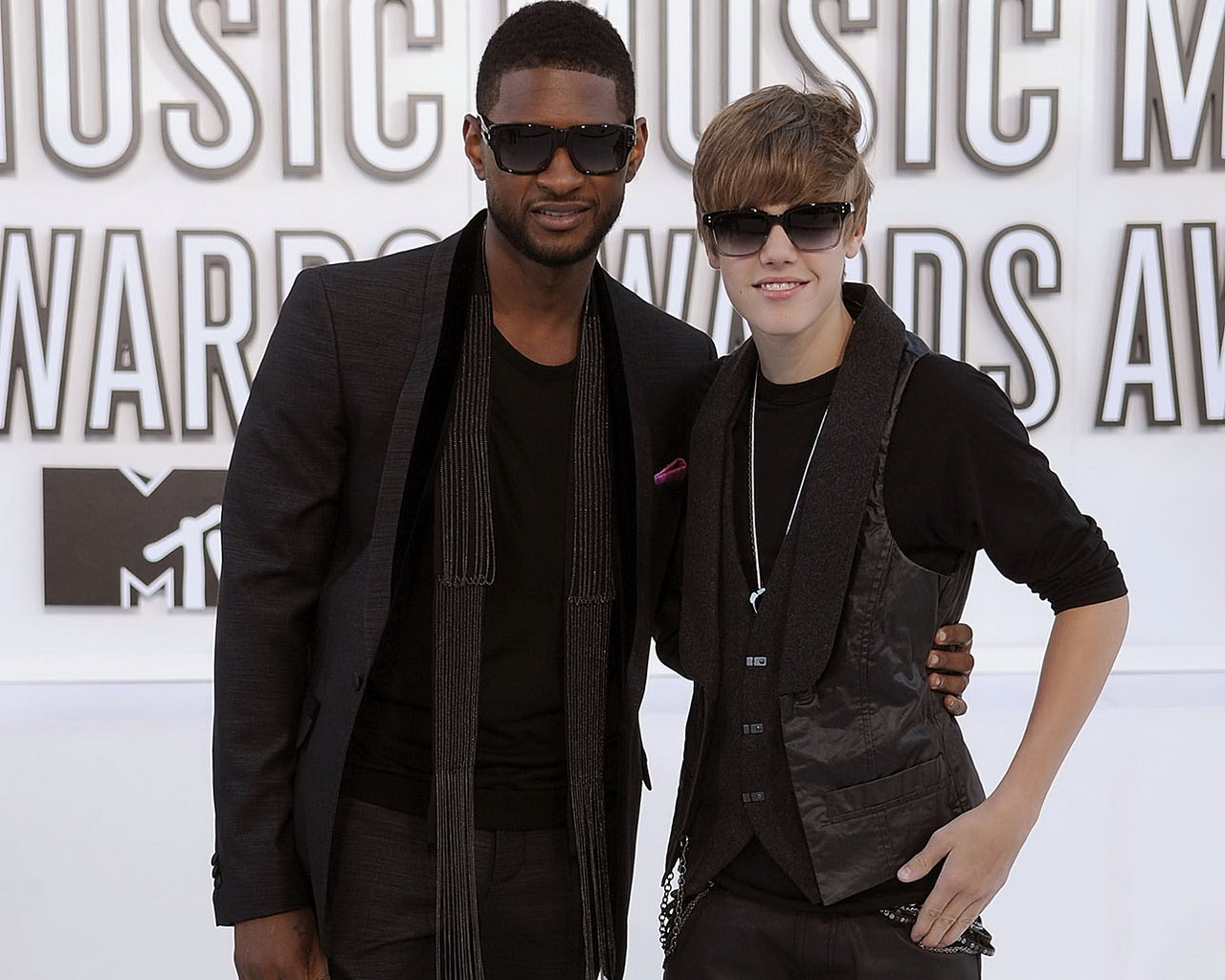 Photo fond d'écran Justin Bieber wallpaper 072