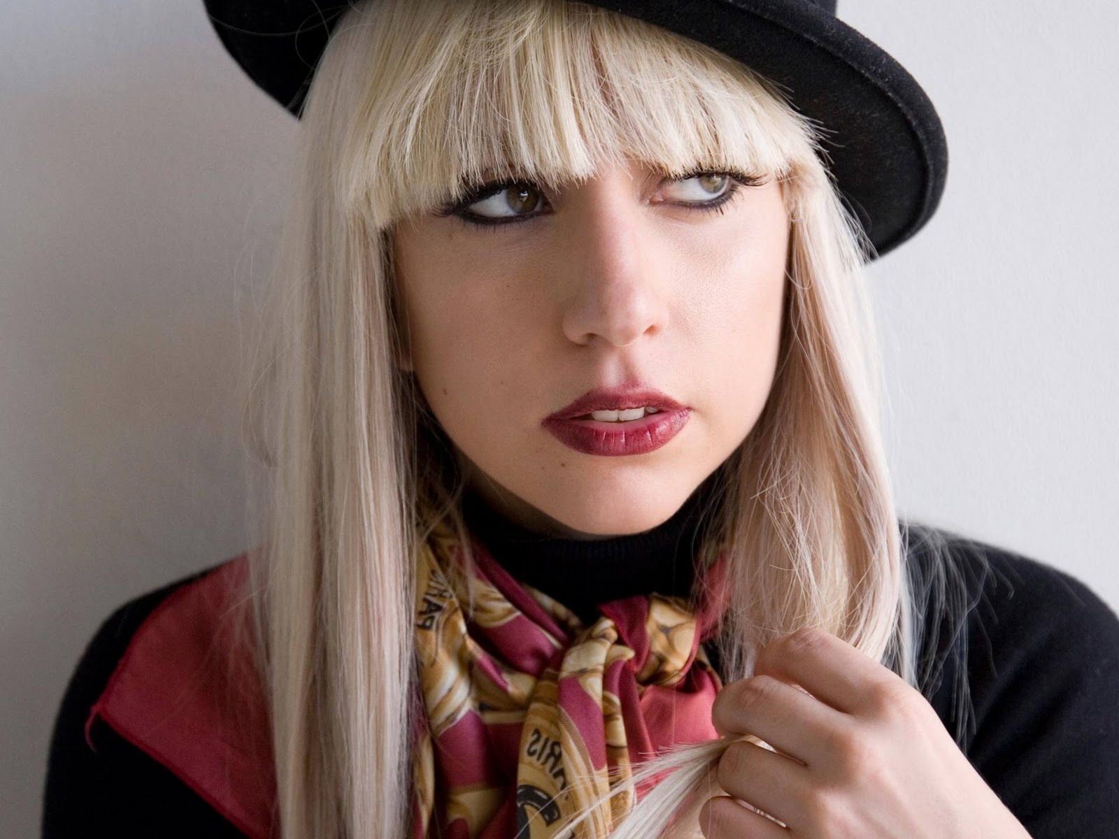 Photo fond d'écran Lady Gaga wallpaper 049