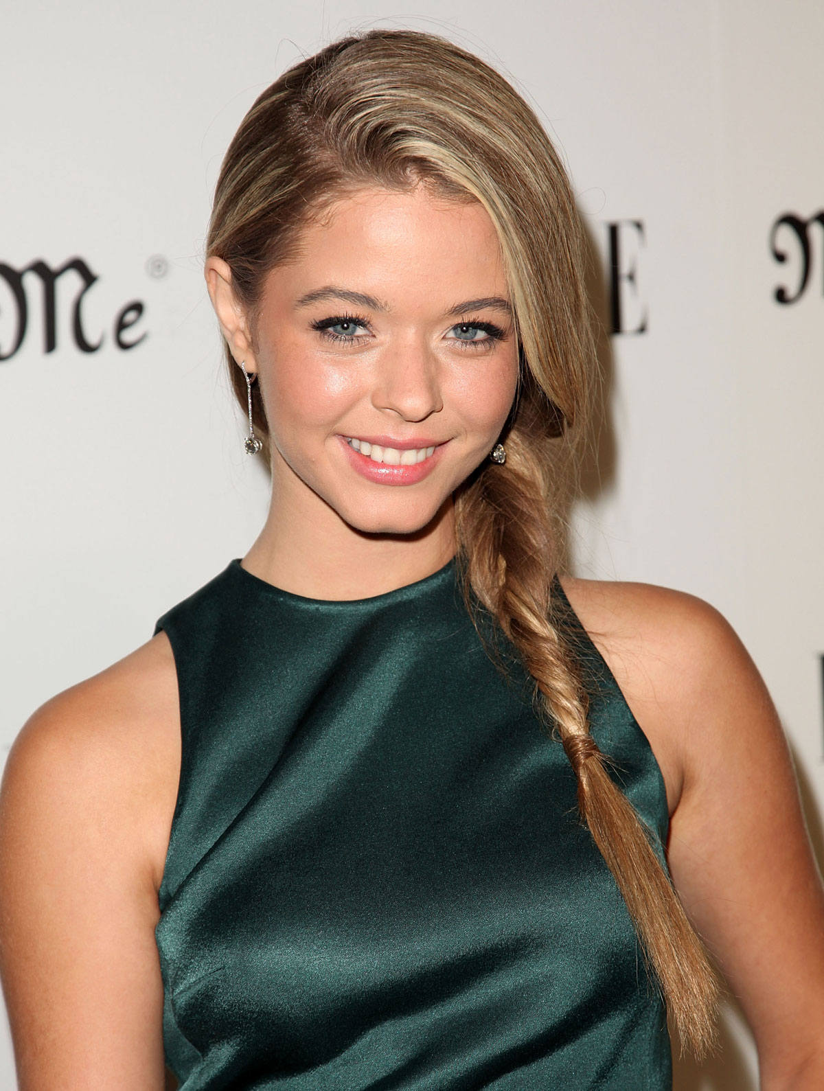 Photo fond d'écran Sasha Pieterse wallpaper 011